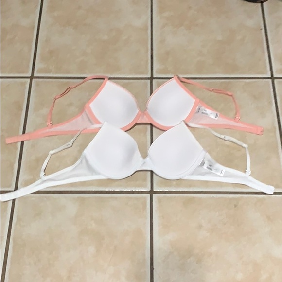 2 Pairs Of Bras Size 34A - Picture 4 of 10